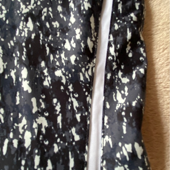 Responsible, Printed Capri Legging - Active Zone Pennington NWT - Picture 8 of 15